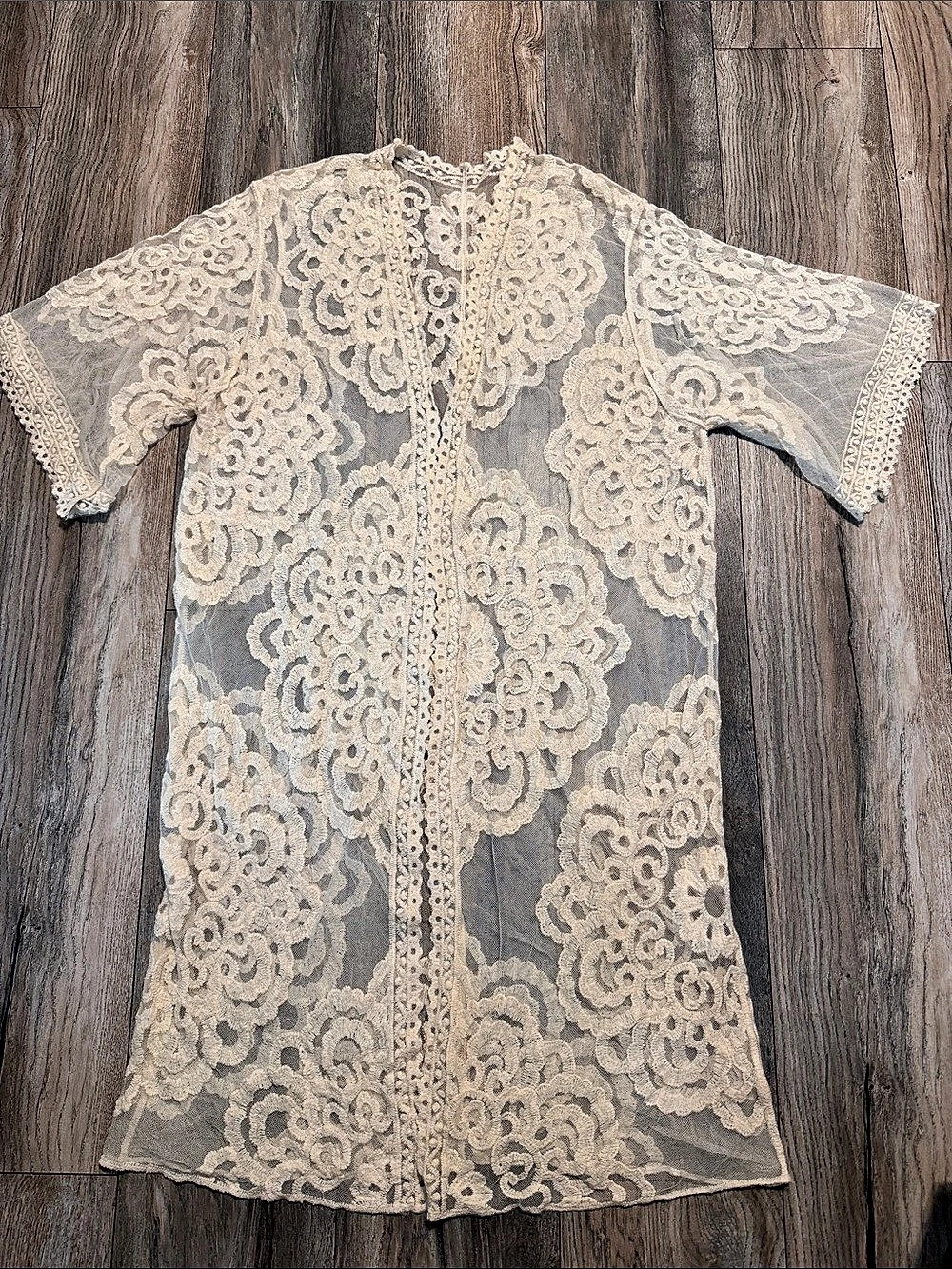 Floral Lace Mini Dress in Cream & Gray Like New